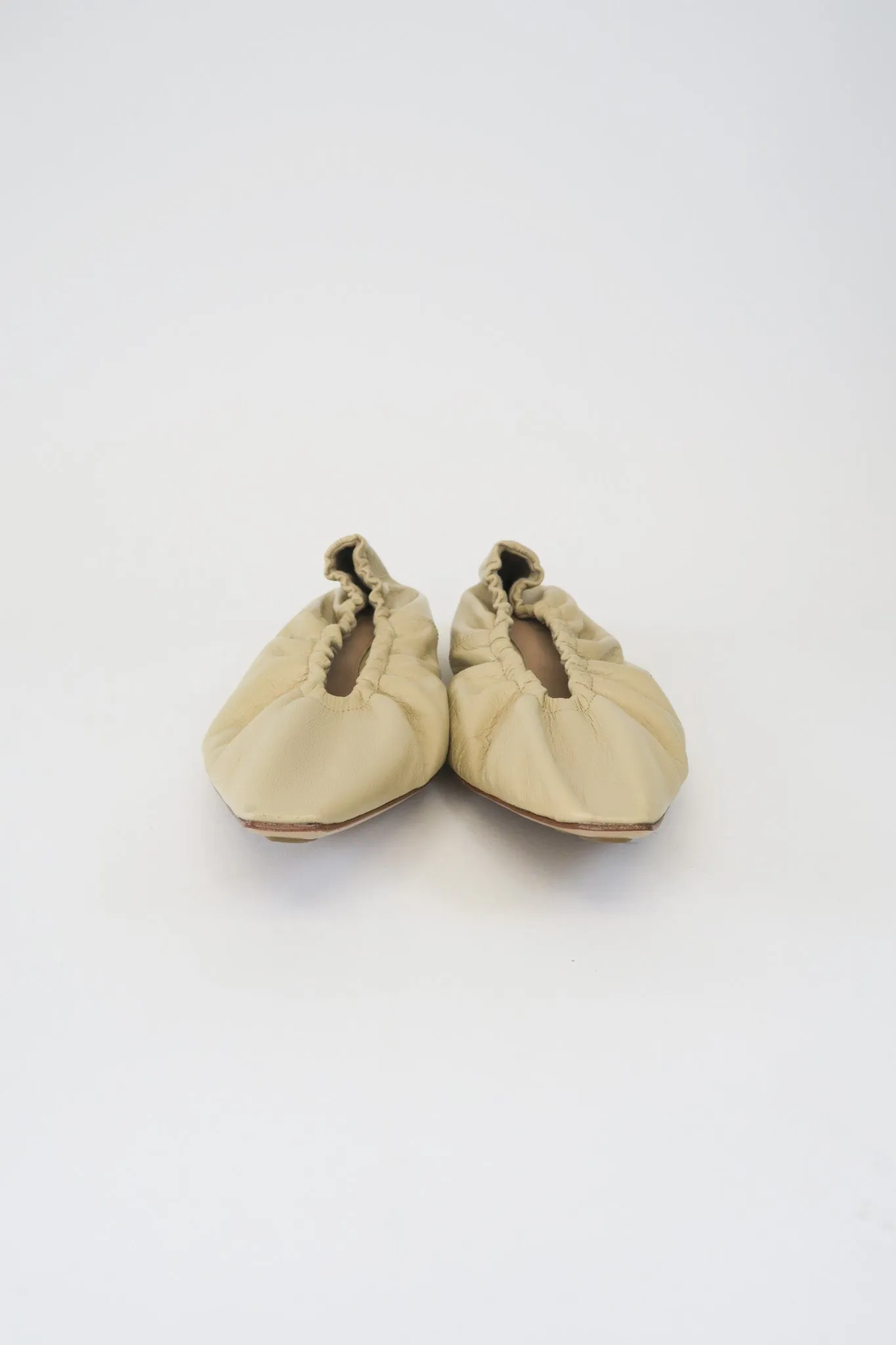 Bottega Veneta Leather Ballet Flats w/ tags sz 39