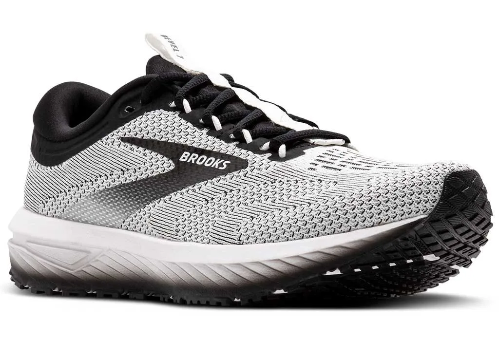 Brooks Women's Revel 7