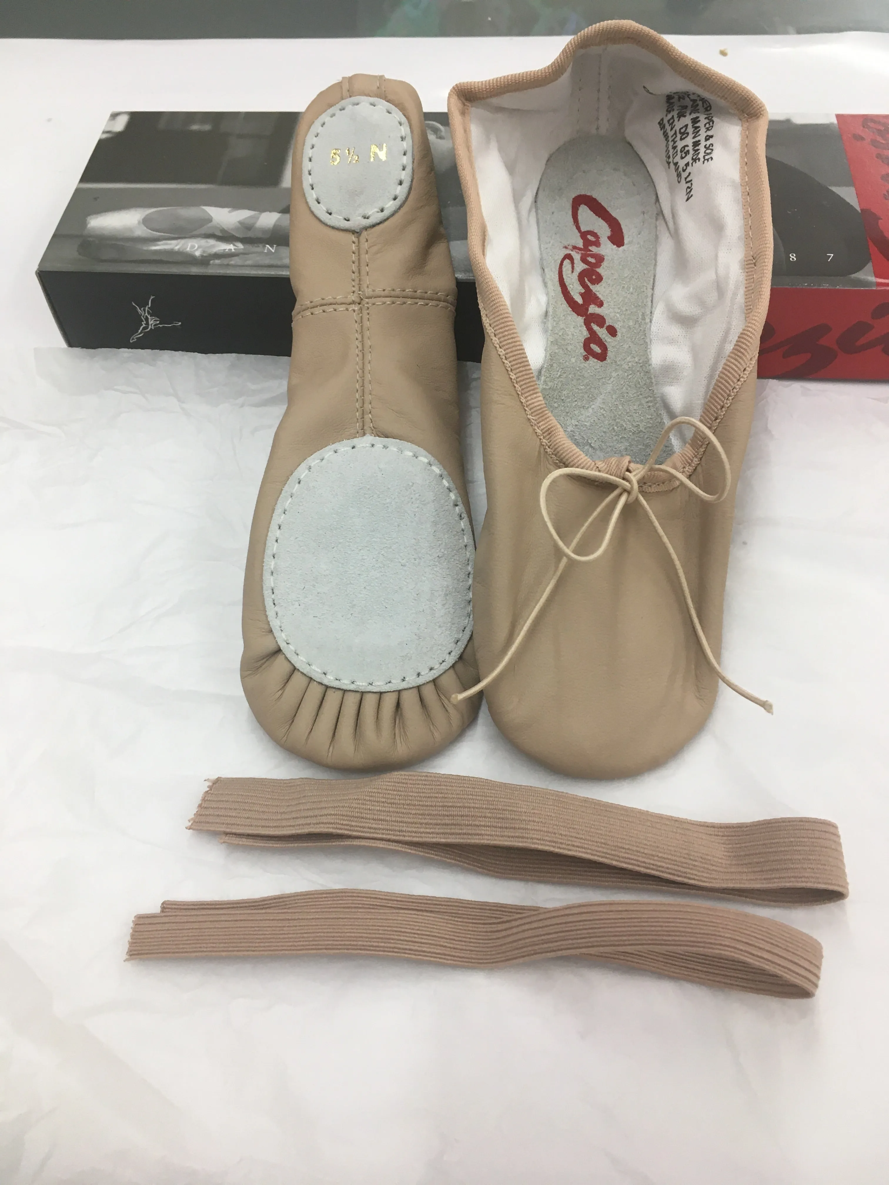 Capezio CG2002 Leather Split-Sole Ballet Shoe - Rose Quartz/Tan