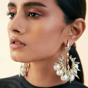 Demi Goddess Rhombus Mirror and Pearl Chandbali Earring