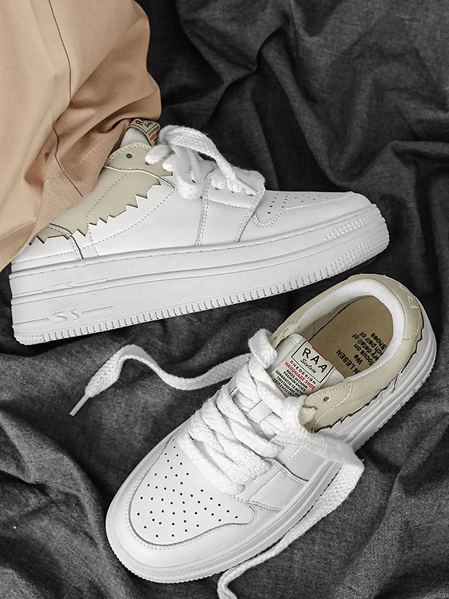 Sneakerhill Retro Contrast Color Sneakers