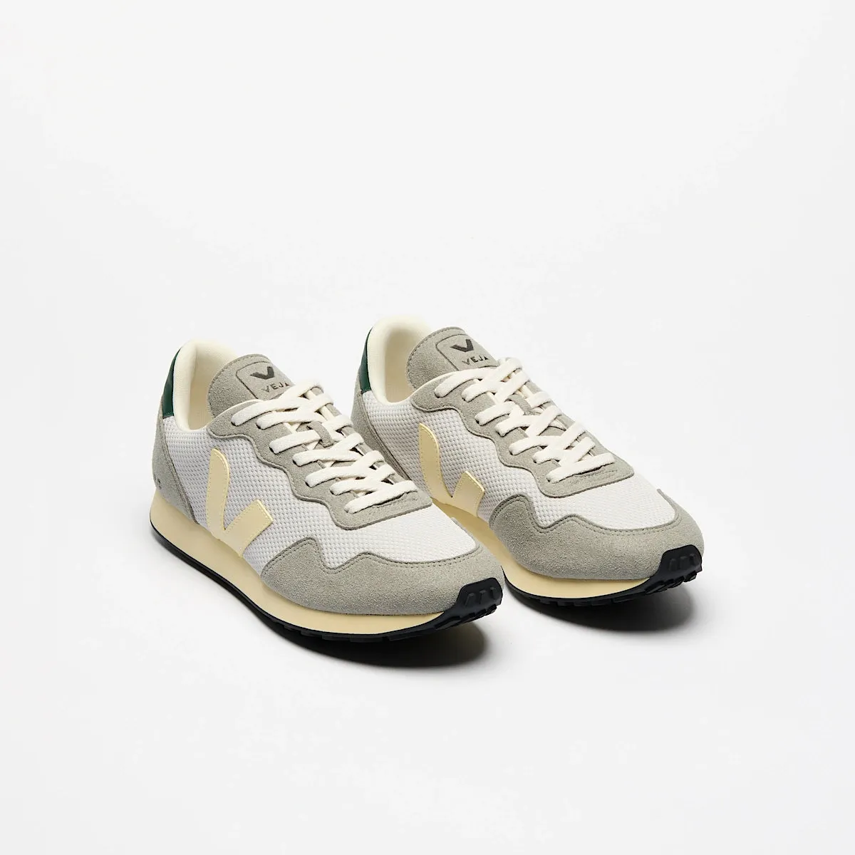 VEJA SDU ALVEOMESH LIGHT GREY BUTTER